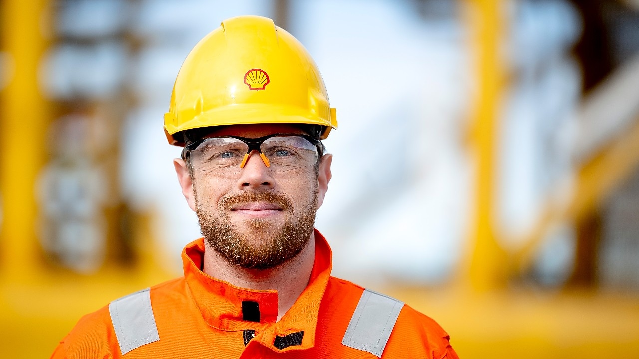 Sirkulærøkonomi i praksis: Tor Ivar Gjære følger prosessen med gjenbruk og gjenvinning fra nedstengte felt tett.