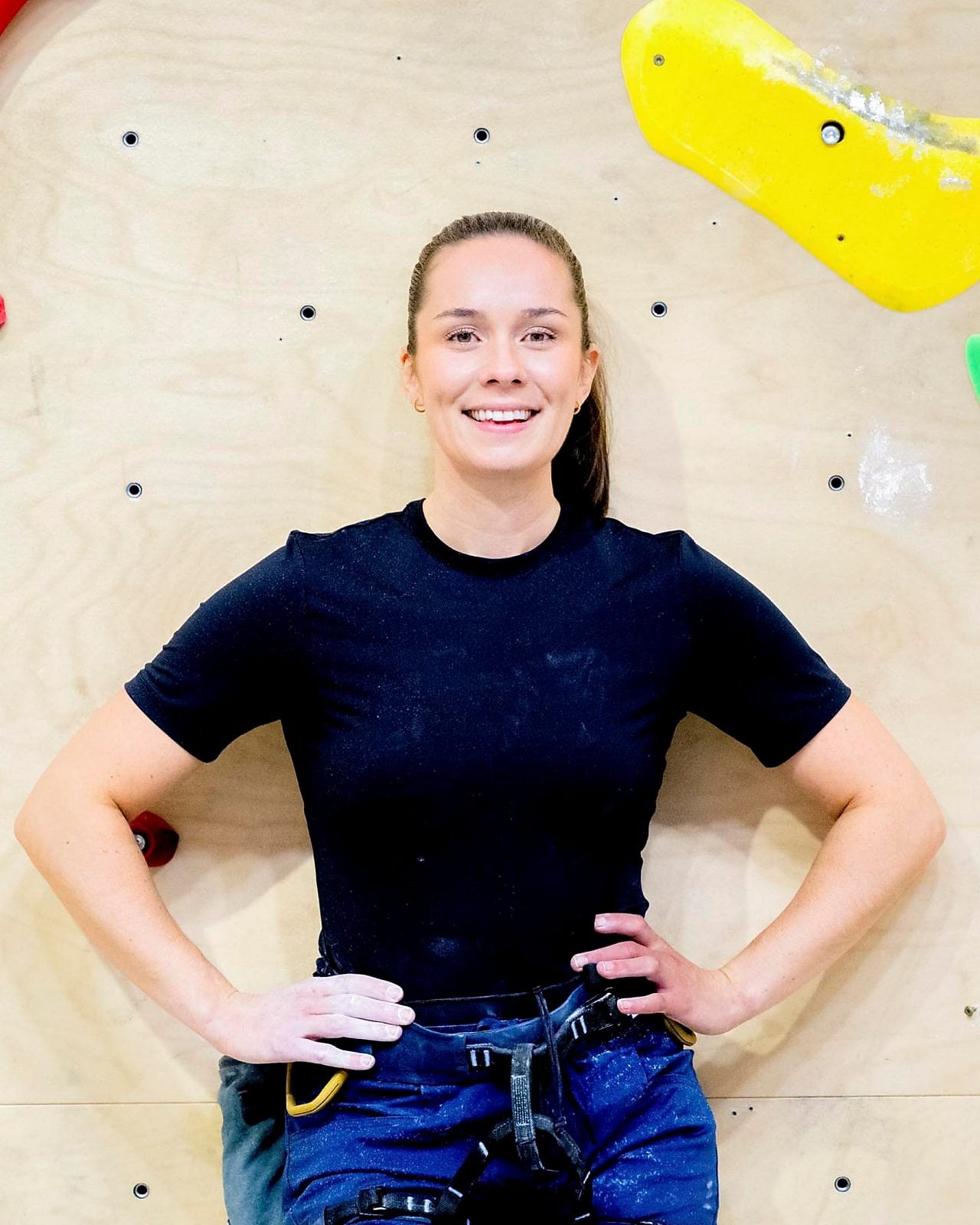 Portrett av Elisabeth Nautnes som liker å klatre