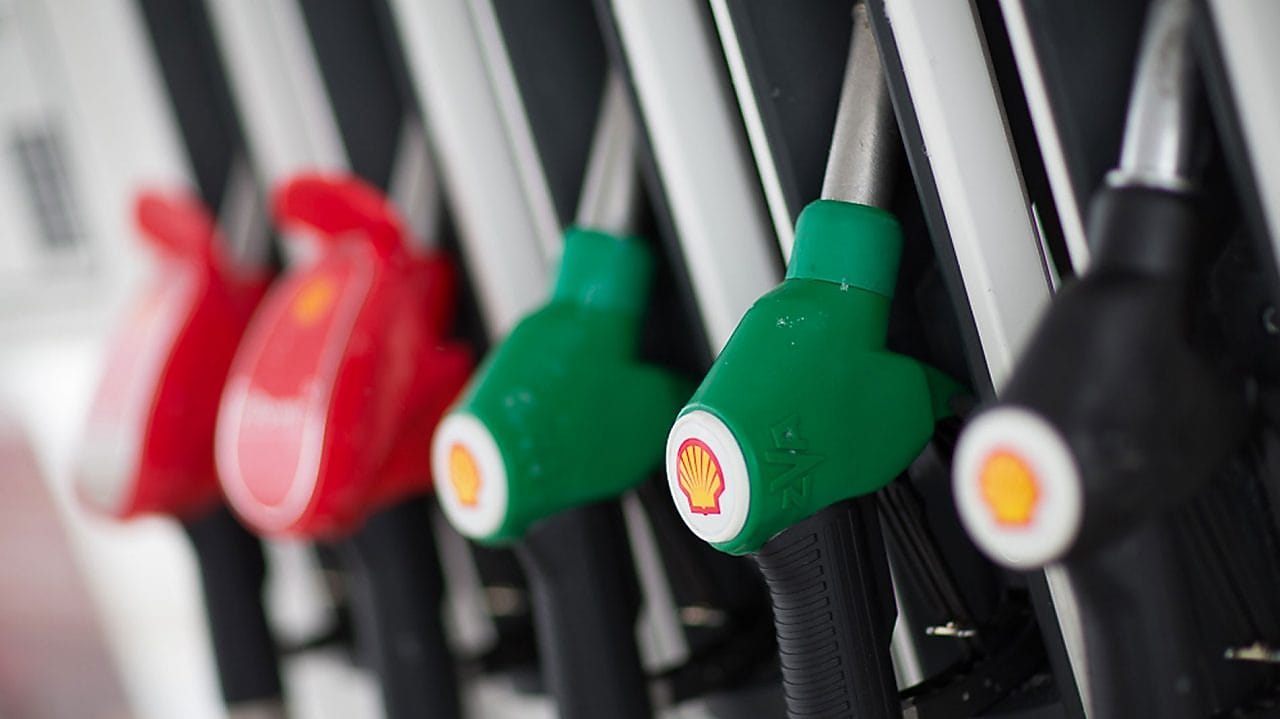 Shell fuel station fueling nozzles