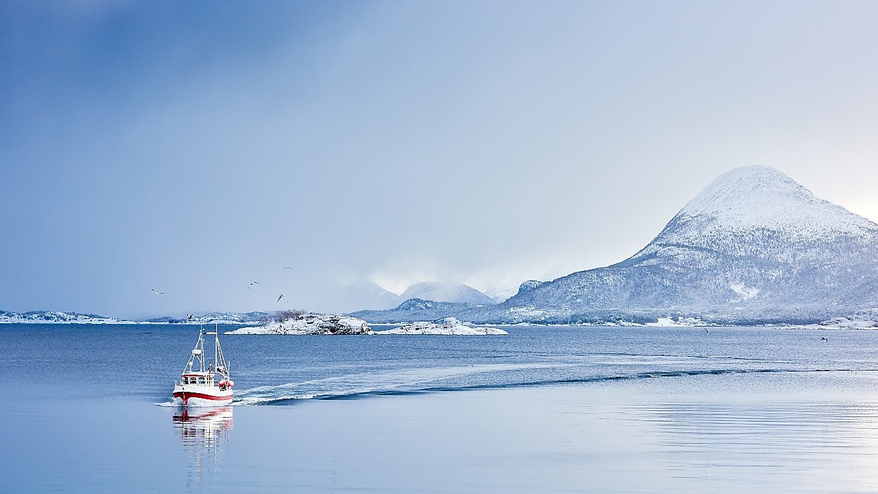 For å sikre best mulig sameksistens har Shell tett dialog med fiskerinæringen. Foto: Brunesfoto