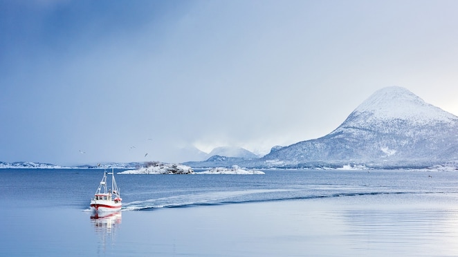 For å sikre best mulig sameksistens har Shell tett dialog med fiskerinæringen. Foto: Brunesfoto